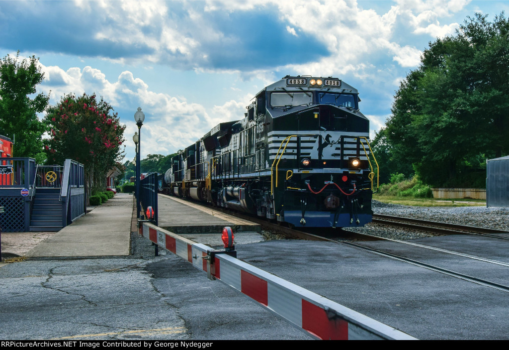NS 4058 rebuilt from NS 8800